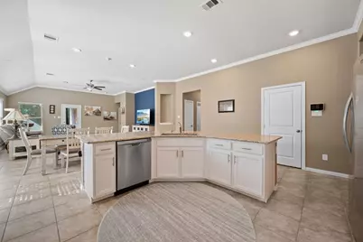 719 S Galley Drive, Crosby, TX 77532 - Photo 8