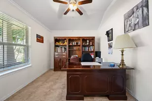 719 S Galley Dr, Crosby, TX 77532 - Photo 4