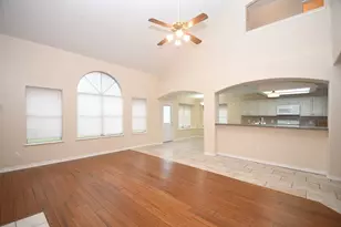 10430 Sanibel Falls Ct, Houston, TX 77095 - Photo 6