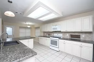 10430 Sanibel Falls Ct, Houston, TX 77095 - Photo 32