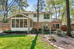 95 Yewleaf Dr, The Woodlands, TX 77381 - Photo 2