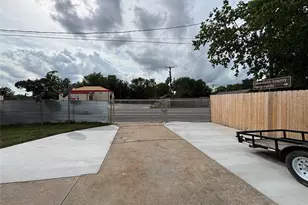 211 W Sabine St, Groesbeck, TX 76642 - Photo 34