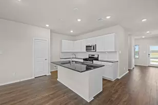 2914 Wind Cave Ln, Rosharon, TX 77583 - Photo 4