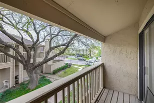 9323 Pagewood Ln, Houston, TX 77063 - Photo 32