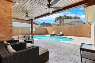 1610 Leatherwood Dr, Katy, TX 77450 - Photo 28