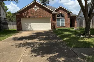 6182 New Castle Ln, League City, TX 77573 - Photo 1
