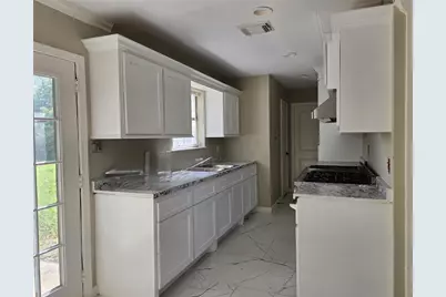 5319 Danfield Drive, Houston, TX 77053 - Photo 6