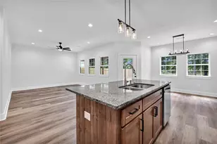 100 Bluegill Dr, Shepherd, TX 77371 - Photo 6