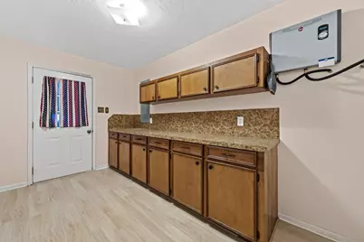 1609 Bowie Street, Liberty, TX 77575 - Photo 24