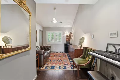 2100 Commonwealth Street #B, Houston, TX 77006 - Photo 12