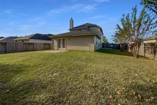 13692 Running Bear Dr, Willis, TX 77378 - Photo 6
