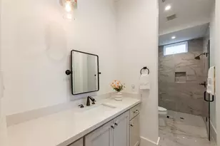 2817 Albans Rd, Houston, TX 77005 - Photo 8