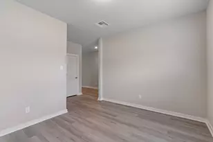 2486 N Heritage Dr, Dayton, TX 77535 - Photo 14
