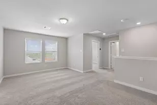 2486 N Heritage Dr, Dayton, TX 77535 - Photo 16