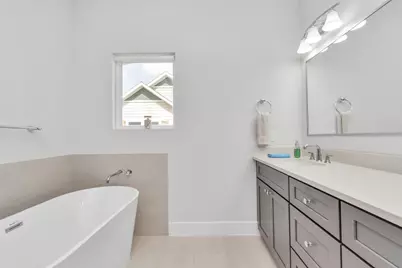 3360 Pinemont Drive, Houston, TX 77018 - Photo 18