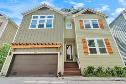 3360 Pinemont Drive, Houston, TX 77018 - Photo 2