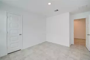 1022 Cattle Chute Ct, Rosharon, TX 77583 - Photo 10