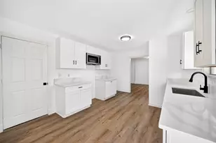 4619 Breckenridge Dr, Houston, TX 77066 - Photo 16