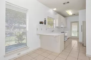 106 Fairway View Ct, Conroe, TX 77356 - Photo 14