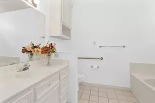 106 Fairway View Ct, Conroe, TX 77356 - Photo 26