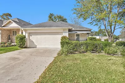106 Fairway View Court, Conroe, TX 77356 - Photo 2