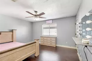 18042 Noble Forest Dr, Humble, TX 77346 - Photo 22