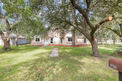 3820 Evergreen Drive, Dickinson, TX 77539 - Photo 1