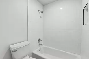 2505 Holly Ct, Galveston, TX 77551 - Photo 18