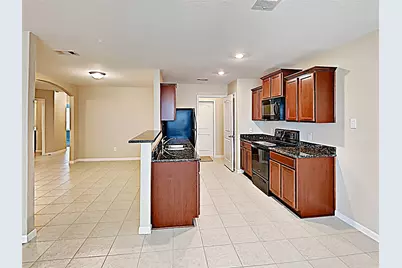 725 Totem Trail Drive, La Marque, TX 77568 - Photo 4
