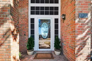 10023 Katherine Ct, Houston, TX 77089 - Photo 2