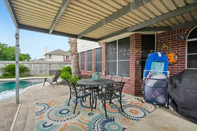 10900 Sycamore Drive N, La Porte, TX 77571 - Photo 48