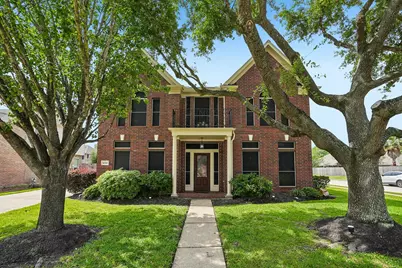 10900 Sycamore Drive N, La Porte, TX 77571 - Photo 1