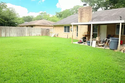 7611 Woodland West Drive, Houston, TX 77040 - Photo 14
