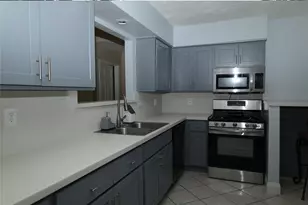 7611 Woodland W Dr, Houston, TX 77040 - Photo 6