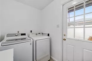 7014 Concho St, Houston, TX 77074 - Photo 38