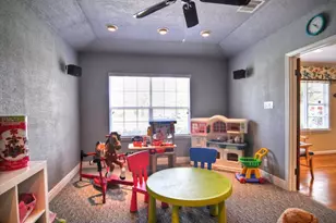 9629 Maribelle Way, Houston, TX 77055 - Photo 6