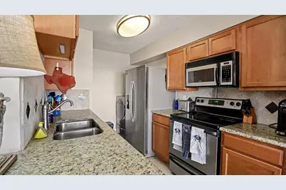 4011 Nasa Rd 1 #505, El Lago, TX 77586 - Photo 10