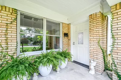 1932 Canterbury Street, Houston, TX 77030 - Photo 2