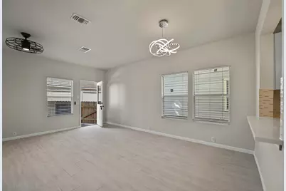 9718 Coyote Creek Drive, Houston, TX 77095 - Photo 8