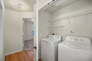 9718 Coyote Creek Dr, Houston, TX 77095 - Photo 18