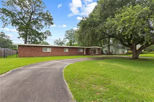 980 20th St, Beaumont, TX 77706 - Photo 1