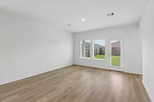 31028 De La Guerra St, Huffman, TX 77336 - Photo 8