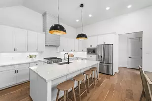 938 Alexander St, Houston, TX 77008 - Photo 10