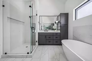 938 Alexander St, Houston, TX 77008 - Photo 22