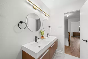 2012 Brun St, Houston, TX 77019 - Photo 8