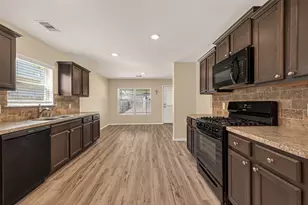 1308 Winding Willow Dr, Pinehurst, TX 77362 - Photo 14