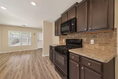 1308 Winding Willow Drive, Pinehurst, TX 77362 - Photo 12