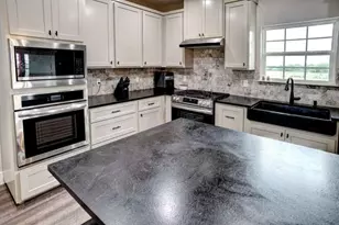 1345 E Old Hallettsville Rd, Flatonia, TX 78941 - Photo 10