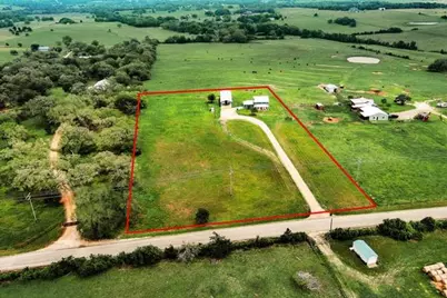 1345 E Old Hallettsville Road, Flatonia, TX 78941 - Photo 2