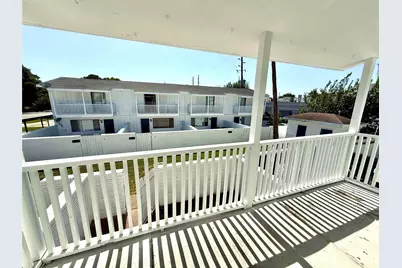 5506 Beverlyhill Street #8, Houston, TX 77056 - Photo 8